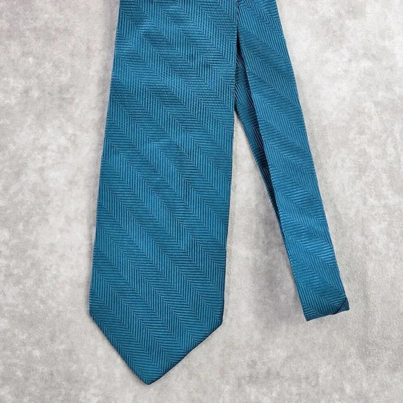 Jos. A. Bank Blue Stripe Repp Geometric 100% Silk Italy Men's Neck Tie NWOT - Picture 2 of 6